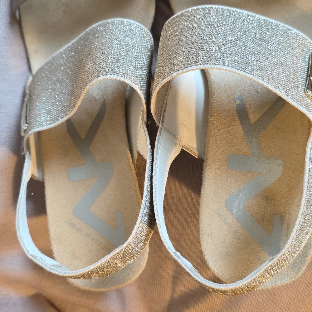Anne Klein Women's Cream and Gold Sandals - Picture 2 of 6